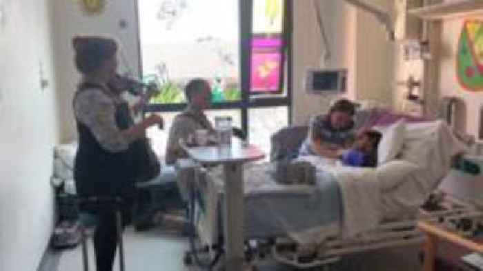 Watch: Helping hospital patients through music