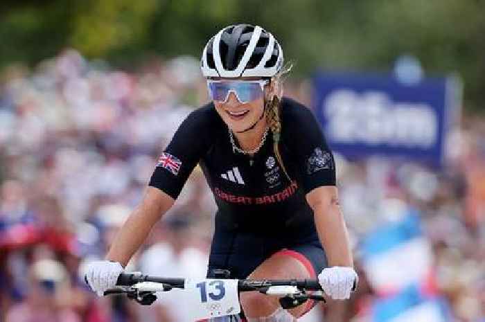 Evie Richards 'super happy' after finishing fifth in women's mountain bike race