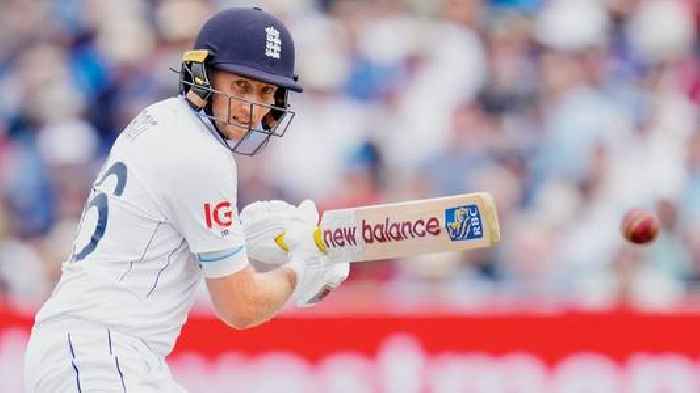 England 376 all out in 3rd Test, lead West Indies by 94 on first innings