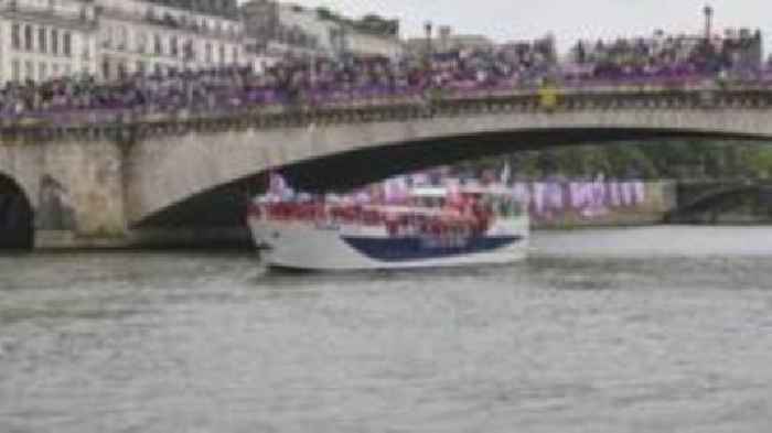 River Seine pollution stops triathlon swim training