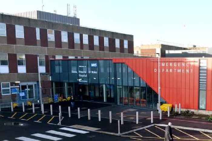 Investigation launched after man attended Grimsby Hospital with 'stab wounds to his back'