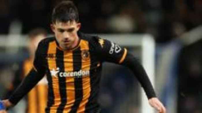 Wimbledon sign Hull defender Furlong on loan