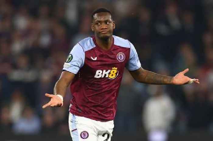 Jhon Duran handed Aston Villa warning after 'childish' West Ham transfer plea