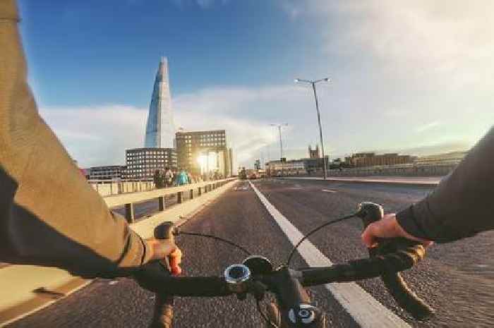 Cyclist recreates Olympic Rings on mega London bike ride