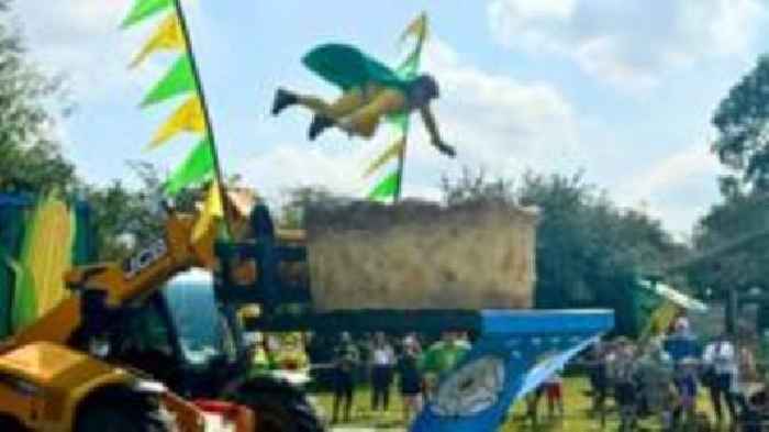 'Superhero' takes the plunge on Yorkshire Day