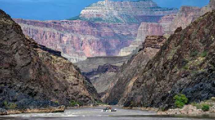 Grand Canyon: Body of student recovered after 400ft fall