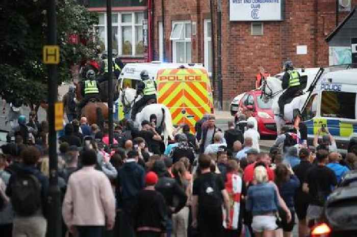 Sunderland rioters 'to be met with full force of the law' as four officers injured