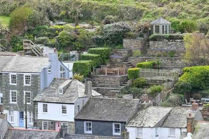 Look inside boutique-style cottage in Doc Martin’s village in Cornwall