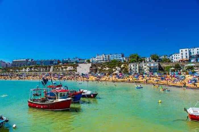 Stunning Kent bay with golden sand beach looks like Positano on Italy's Amalfi Coast