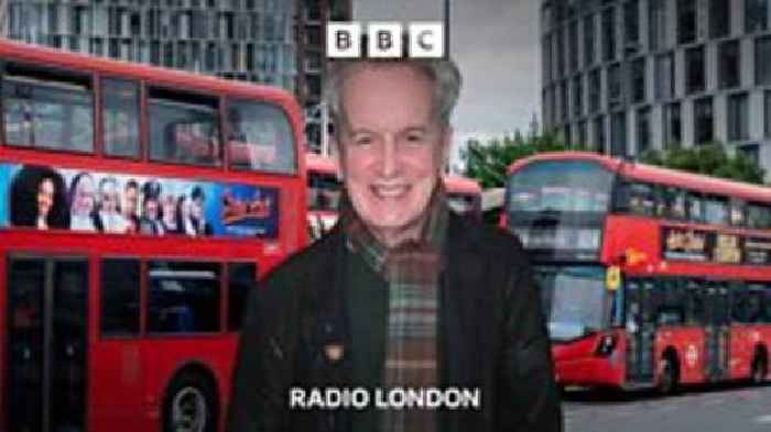 Would you spot Frank Skinner on a London bus?