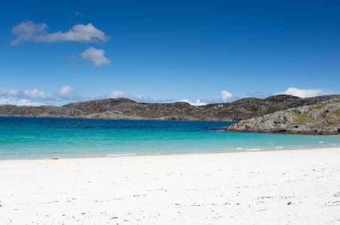 Hidden UK beach that looks like it belongs in the Caribbean - and is almost always deserted