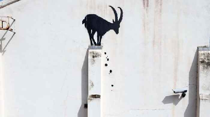 Banksy reveals new artwork