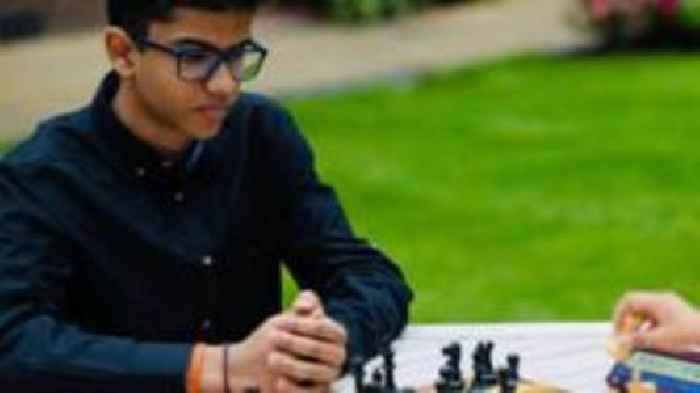 Chess prodigy, 15, becomes UK's youngest grandmaster