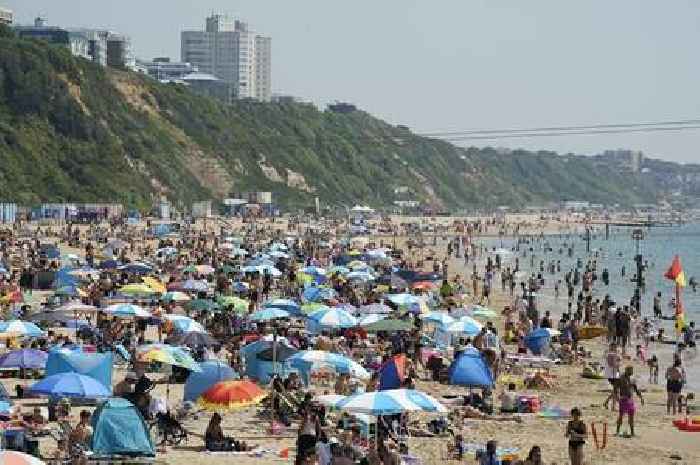 Met Office says 'short but intense' heat blast to bring 33C this weekend