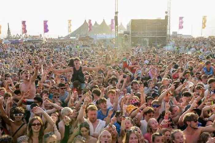 Mum describes 'terrifying' Boardmasters crowd crush which trapped her and her daughter