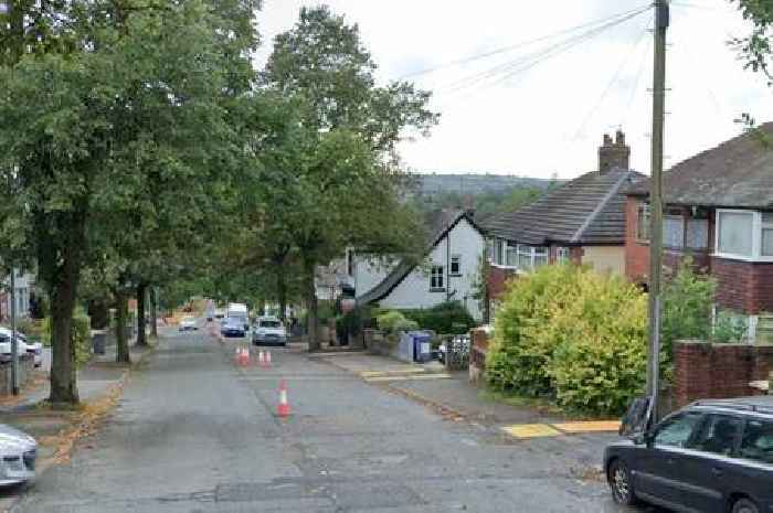 Teenage boy targeted by three men in Stoke-on-Trent daylight robbery