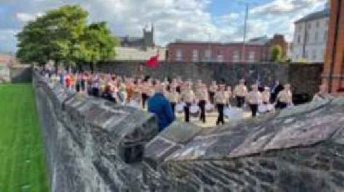 Thousands gathering for Relief of Derry parade