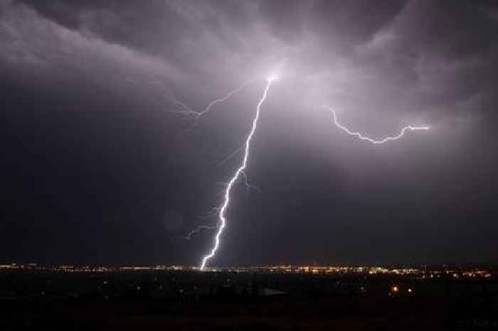 Scotland hit with thunderstorms as Met Office issues flood warning