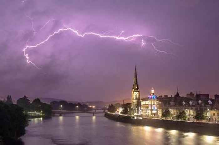 Scotland weather LIVE as thunderstorms and lightning hammer country and yellow warning in place