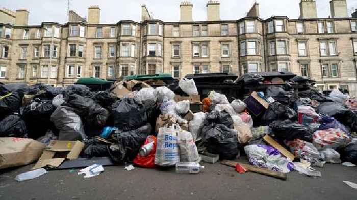 Bin strikes suspended but union warns it will recommend members reject new pay offer