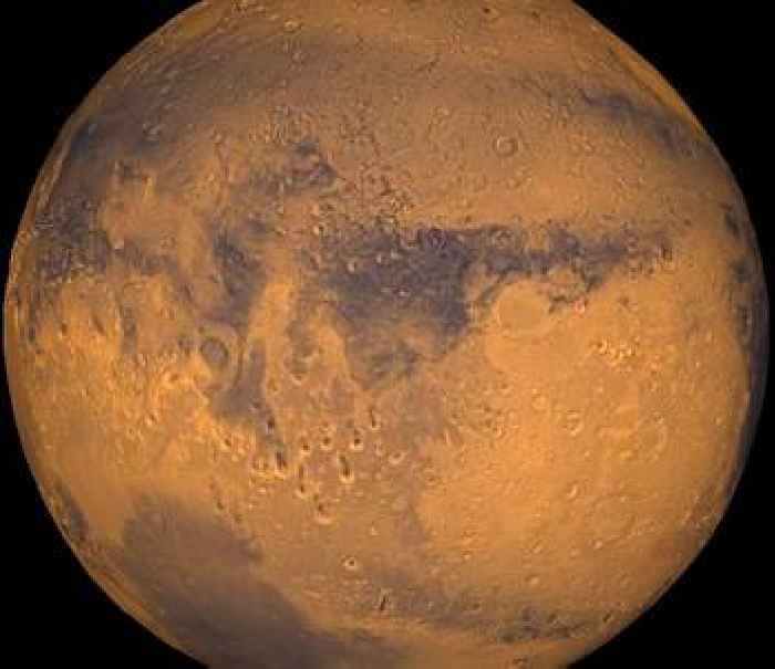 Water on Mars could be underground, scientists say