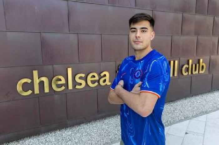 New Chelsea signing not registered in squad after £15m transfer decision