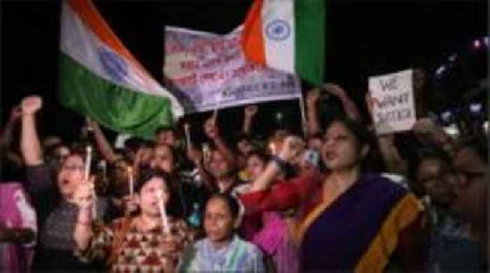 Indian women lead night protests after doctor's rape and murder