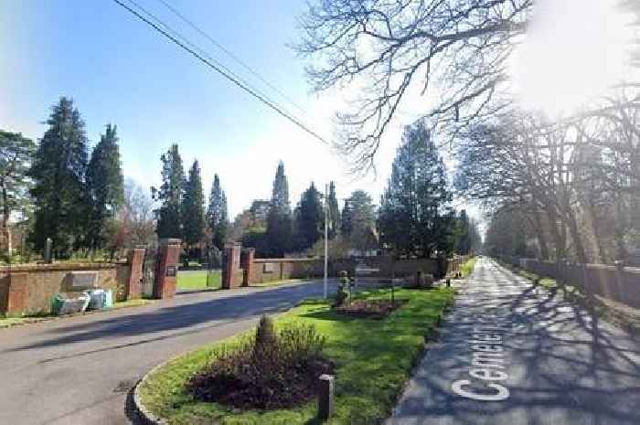 Man dies after crash near Brookwood Cemetery in Woking