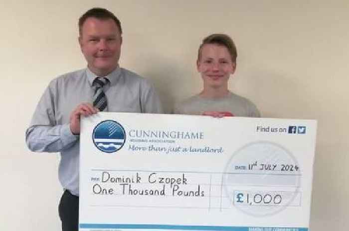 Teenage Dumfries Tennis star receives £1,000 boost for sporting endeavours