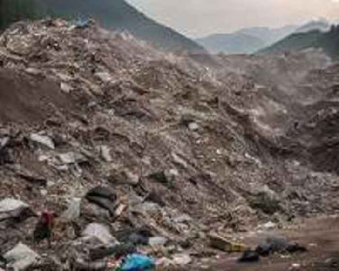 Uganda garbage landslide death toll rises to 30