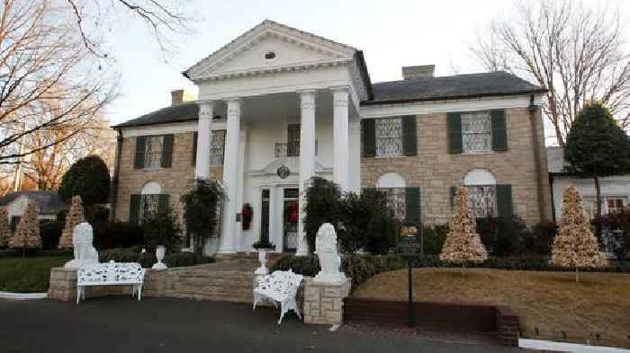 Woman charged over alleged scheme to fraudulently sell Elvis's former home Graceland