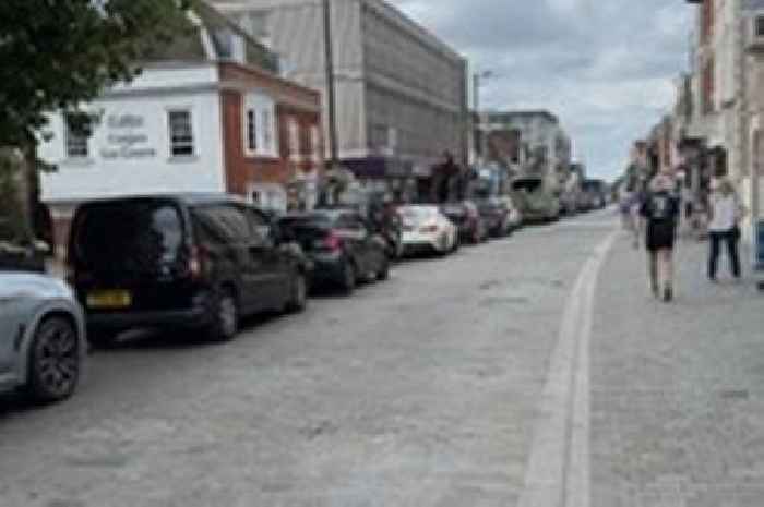 Brentwood High Street partially blocked by crash and very slow traffic