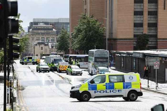 Pedestrian hit by bus in Glasgow city centre as emergency services close area