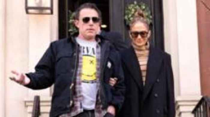 Jennifer Lopez files for divorce from Ben Affleck