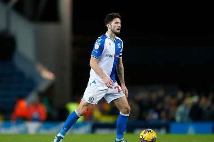 Hull City sent Lewis Travis transfer message as Tigers look to strike Blackburn Rovers deal