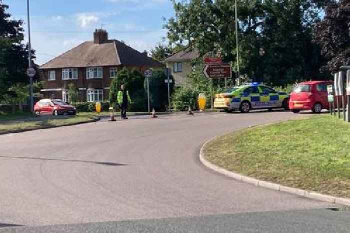 Live Leicestershire traffic updates as crash closes road