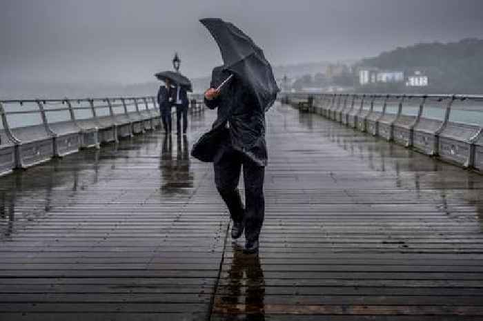 Met Office warns of 7cm of rain and imposes a seven hour weather warning