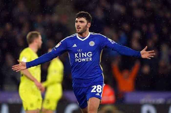 Leicester boss has say on striker transfer amid Stoke target Tom Cannon claim