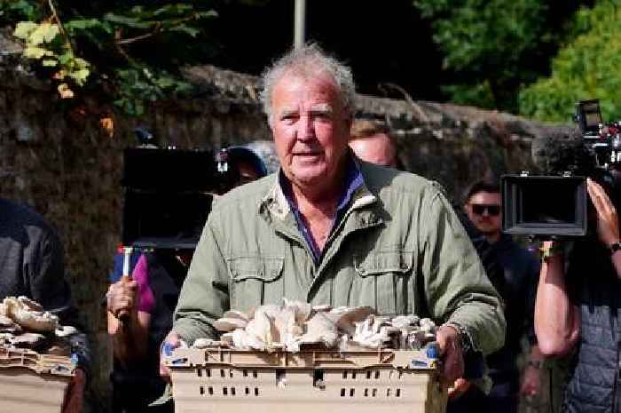 Jeremy Clarkson's new pub reviews as some complain of 'tiny' portions and lack of vegan options