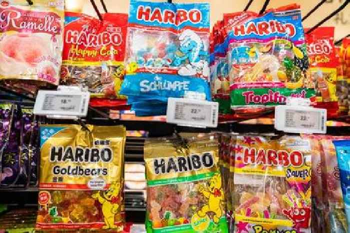 People only just learning the 'right way' to open packet of Haribo