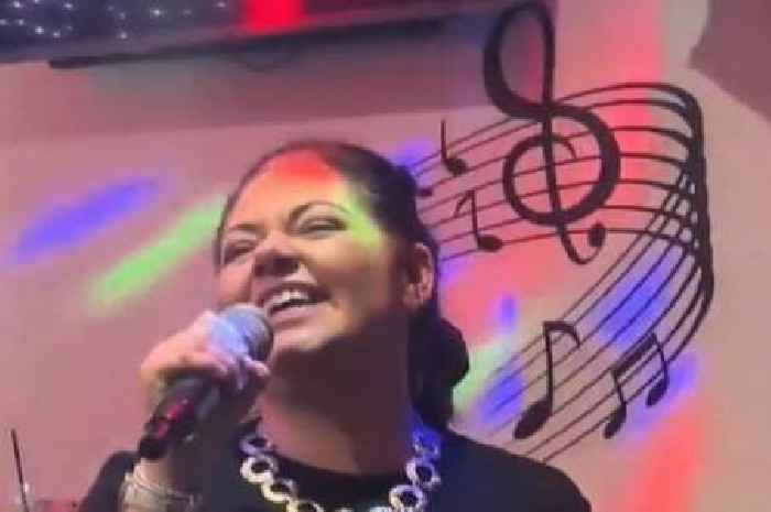 Pregnant singer's 'unreal' Tina Turner performance at Scots bar goes viral on TikTok