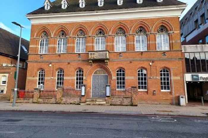 Once-popular Solihull pub building up for grabs in 'rare chance'