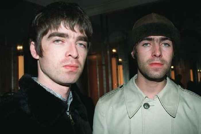 Oasis fans battle for tickets as websites crash before general sale