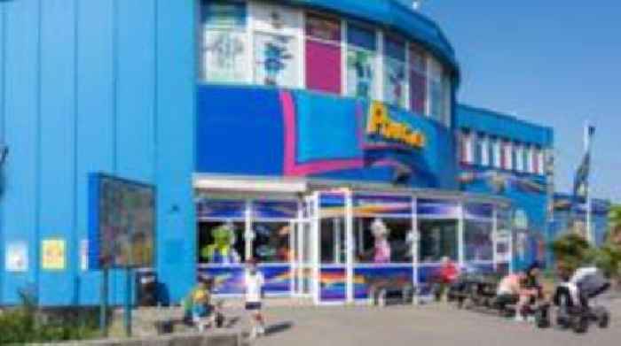 Pontins apology to travellers over discrimination