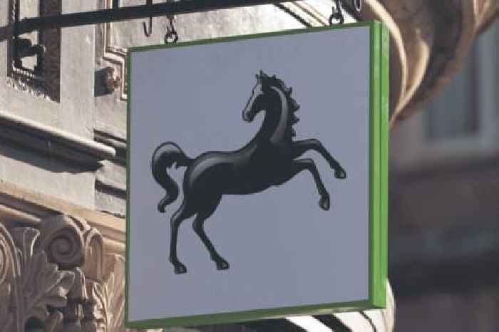 Lloyds Bank and Nationwide hit by online issues as Microsoft reports outage