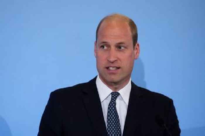 'Pressure' mounts on Prince William - and he could ask other Royal for 'help'