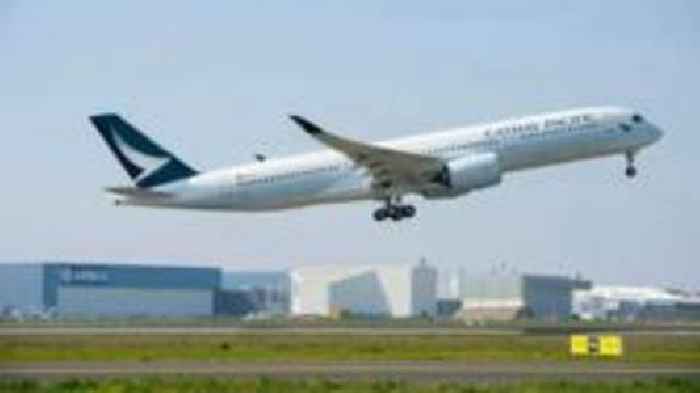 Cathay Pacific grounds planes after engine problem