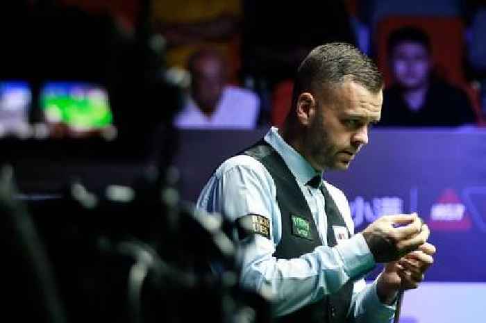 Snooker star suffering with tremor knocks out two world champs at flush Saudi event