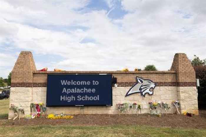 News24 | Boy, 14, charged with killing four in US school shooting