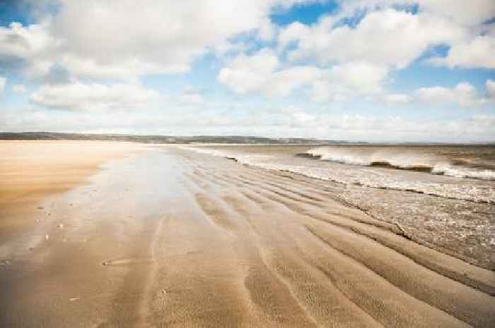 
Welsh beach 'one of the best in Europe’ with eight miles of sand that's like Gold Coast California